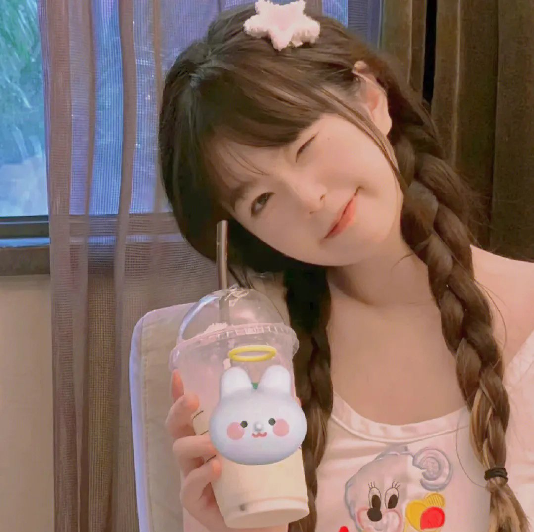 纯情丫头别想逃